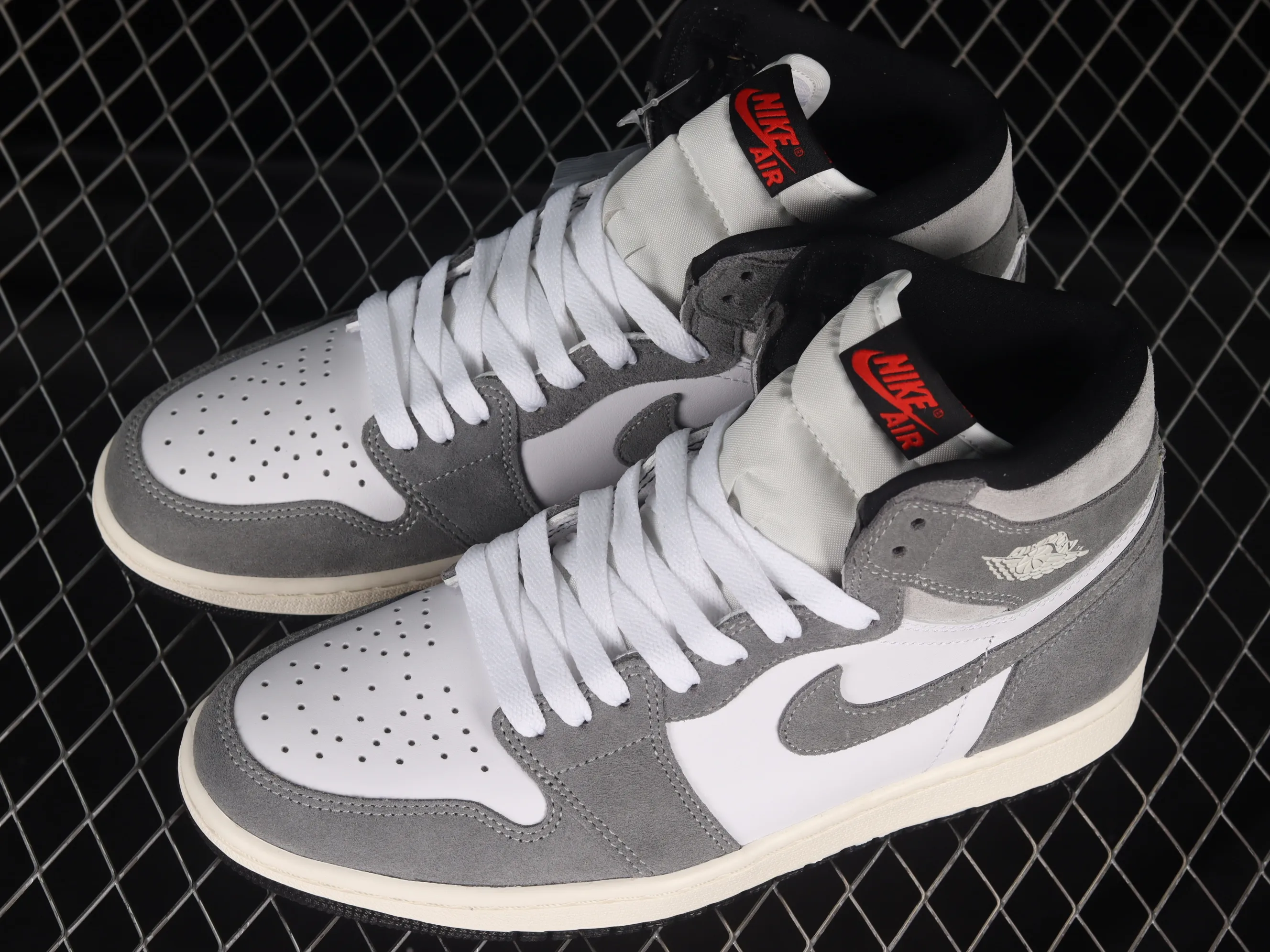All categories Air Jordan Jordan series basketball shoes Air Jordan 1 High Air Jordan 1 High OG "Washed Heritage" AJ1 Joe 1 washed gray high-top basketball shoes DZ5485-051